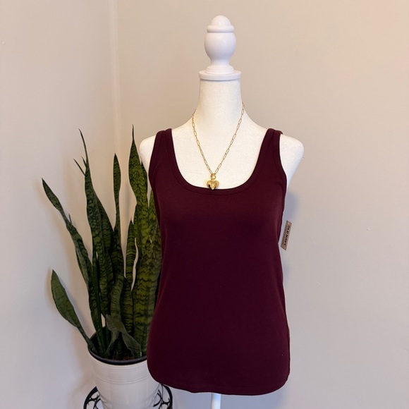 Old Navy | First-Layer Rib Knit Tank Tops, White and Maroon - Picture 8 of 11